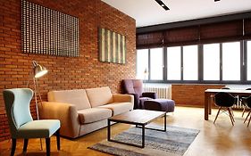 New Design Apartment - Fashion Street